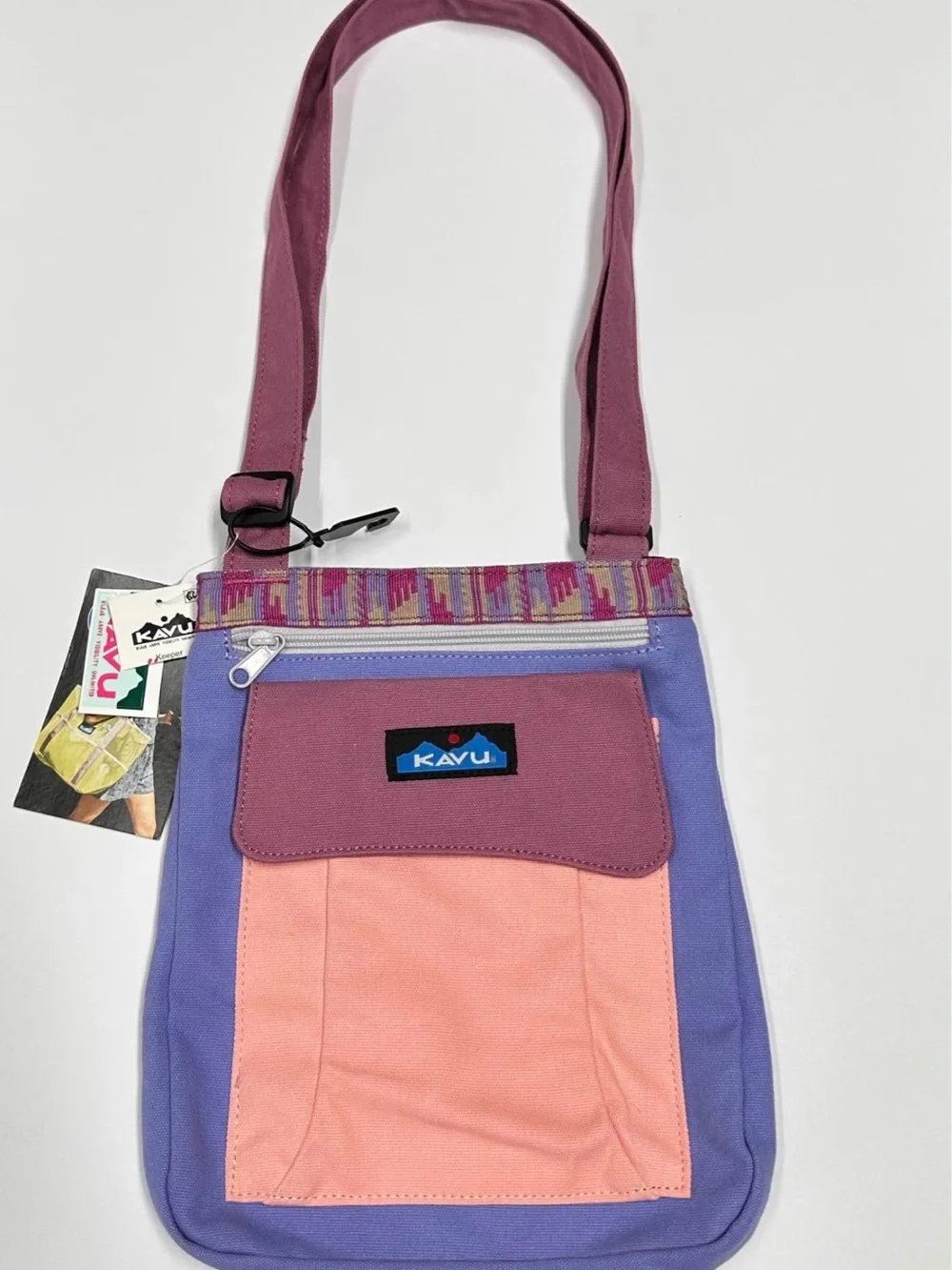 Kavu Keeper Fruit Frenzy Crossbody Bag 2023 917-2228 Peach Blue Plum